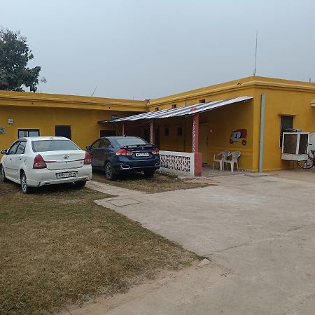 Mini Homestay Khajurāho Екстериор снимка