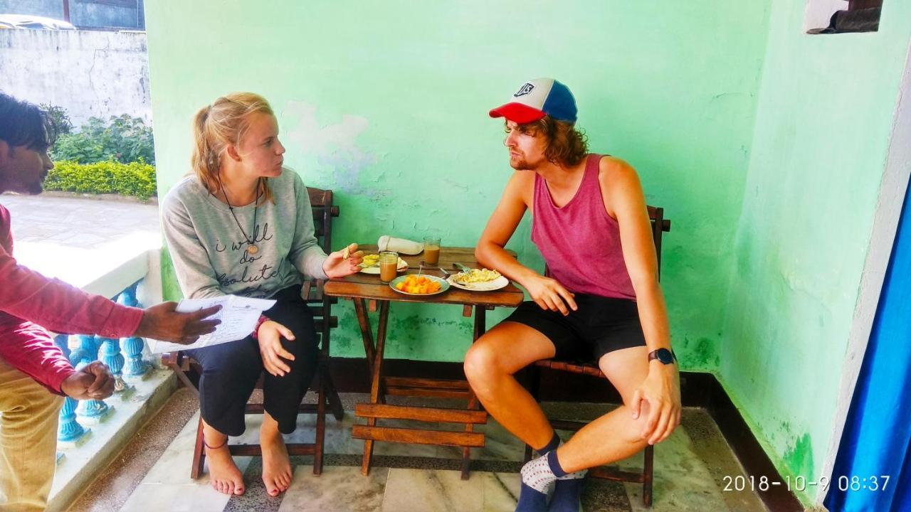 Mini Homestay Khajurāho Екстериор снимка